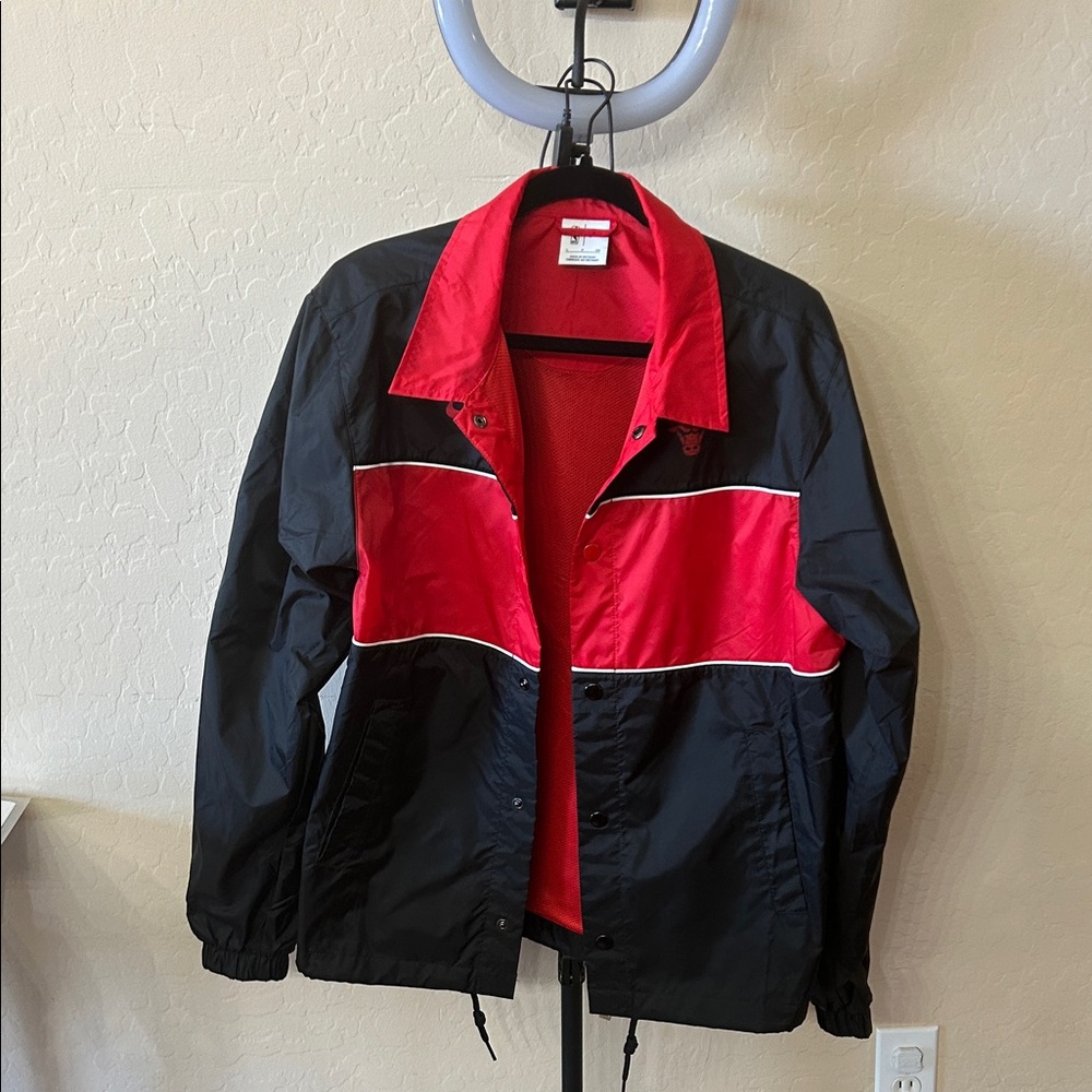 NBA Chicago Bulls Nike Windbreaker